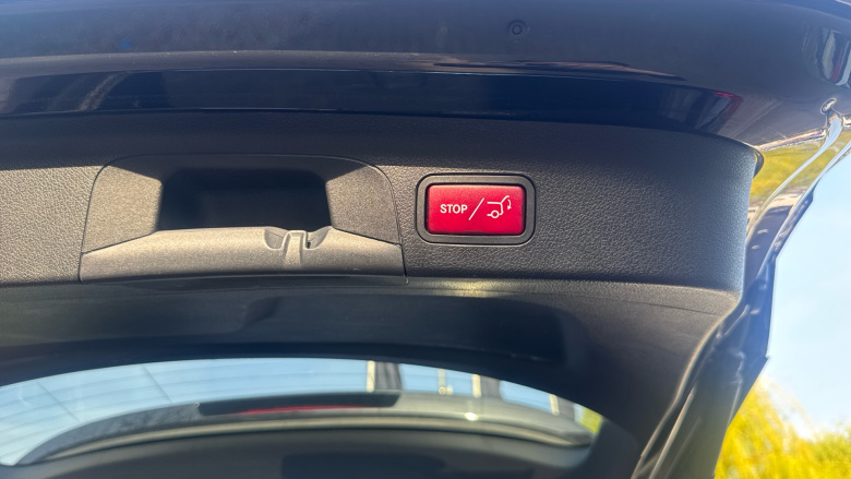 Mercedes-Benz GLE 300d 4Matic AMG Line 5dr 9G-Tronic Diesel Estate